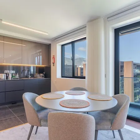 Renala Iii Funchal (Madeira)